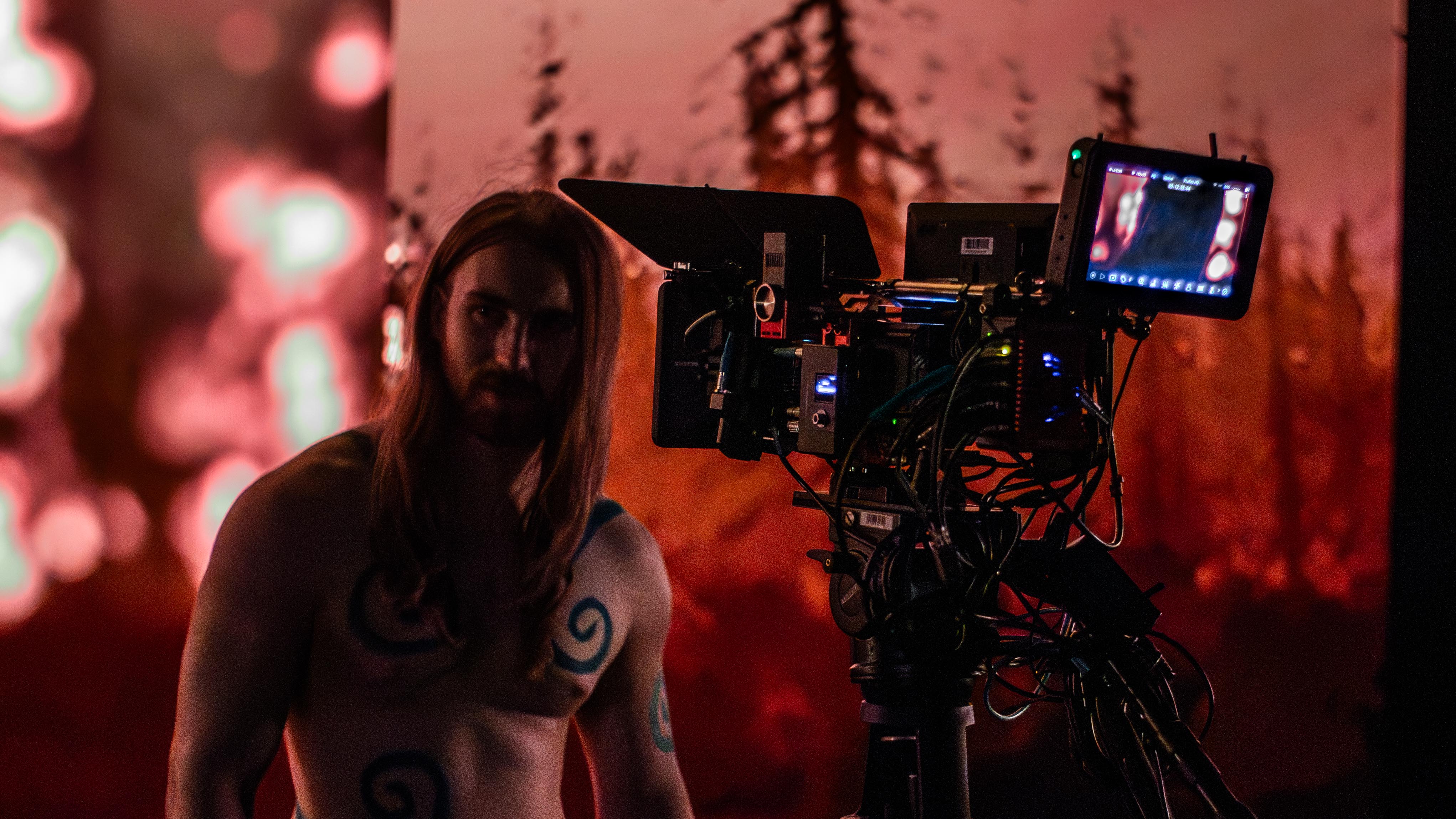 Behind the scenes 2